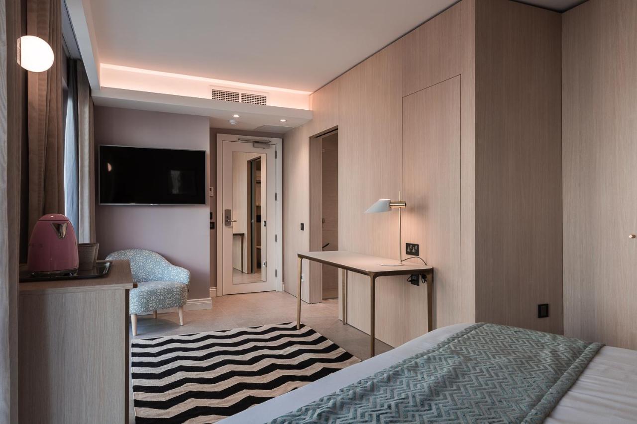 123 Mainstreet Boutique Hotel Saint Julian's Екстериор снимка