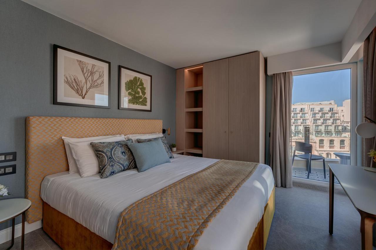 123 Mainstreet Boutique Hotel Saint Julian's Екстериор снимка