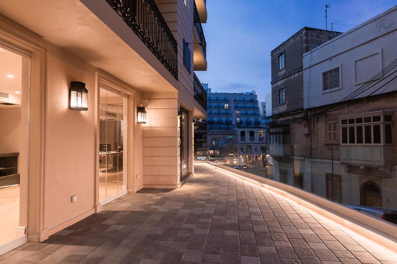 123 Mainstreet Boutique Hotel Saint Julian's Екстериор снимка