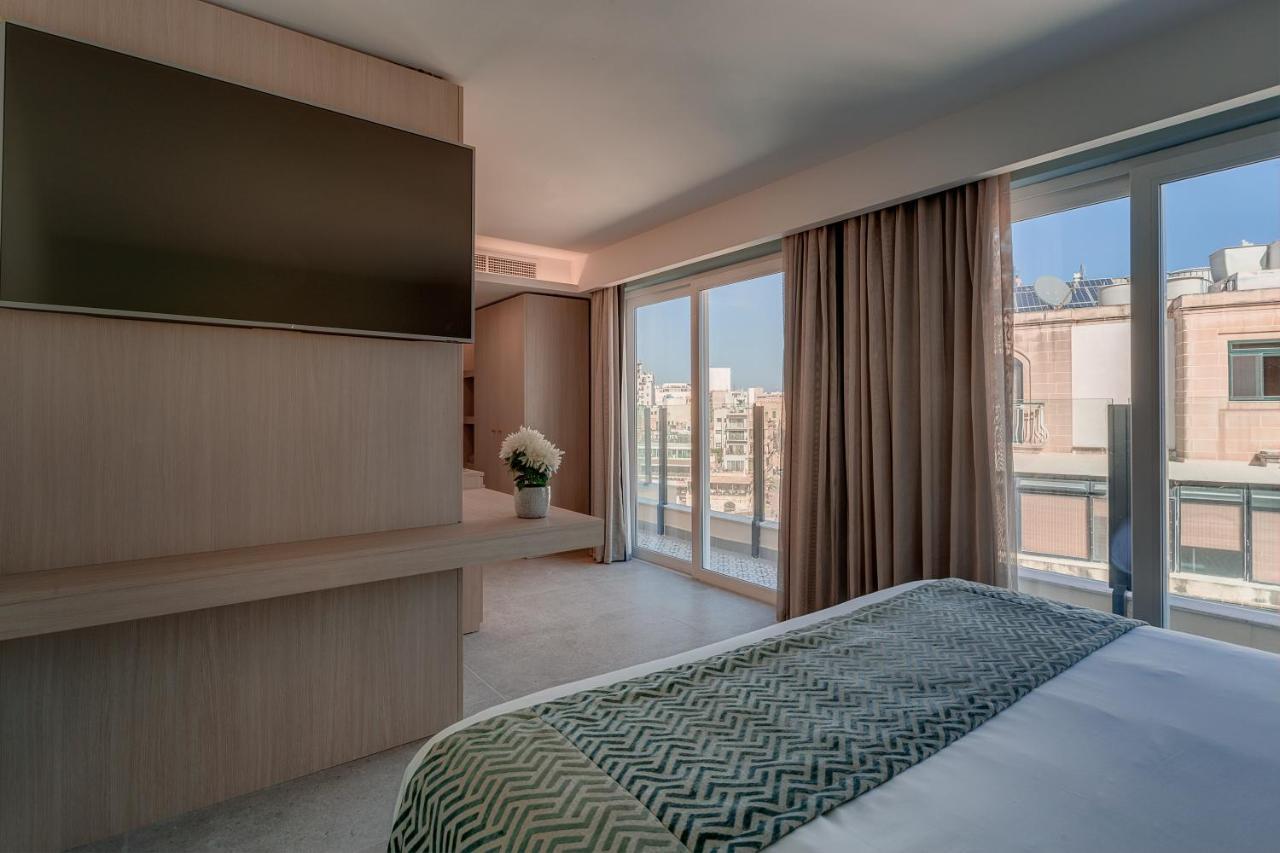 123 Mainstreet Boutique Hotel Saint Julian's Екстериор снимка